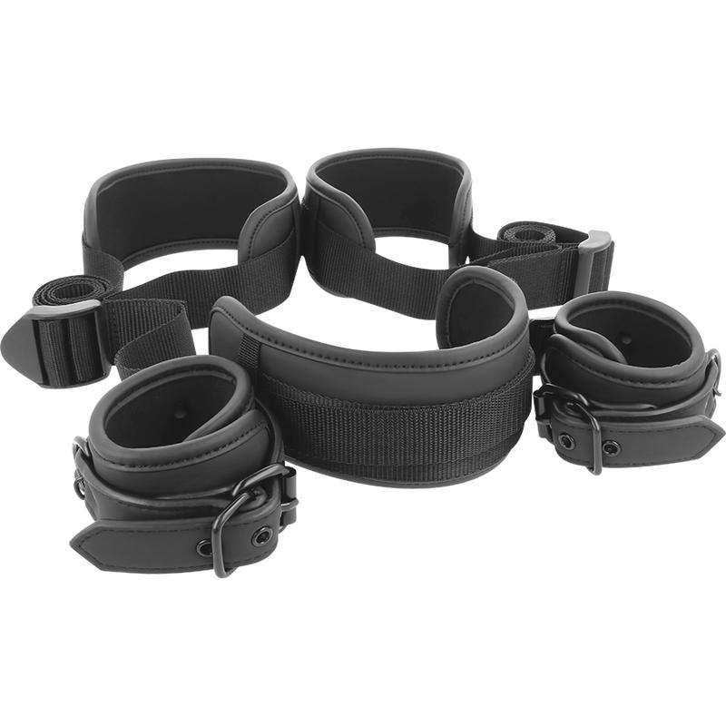 FETISH SUBMISSIVE - OPEN LEGS POSITION WITH NOPRENE LINING HANDCUFFS — zdjęcie 5