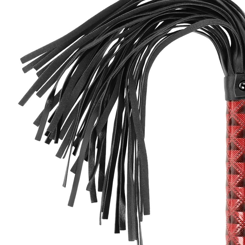 BEGME - RED EDITION VEGAN LEATHER FLOGGER — zdjęcie 5