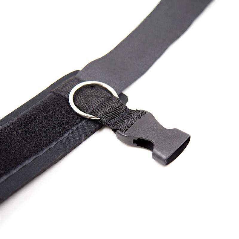 LATETOBED BDSM LINE Neoprene Handcuffs with Veldro Black — zdjęcie 2