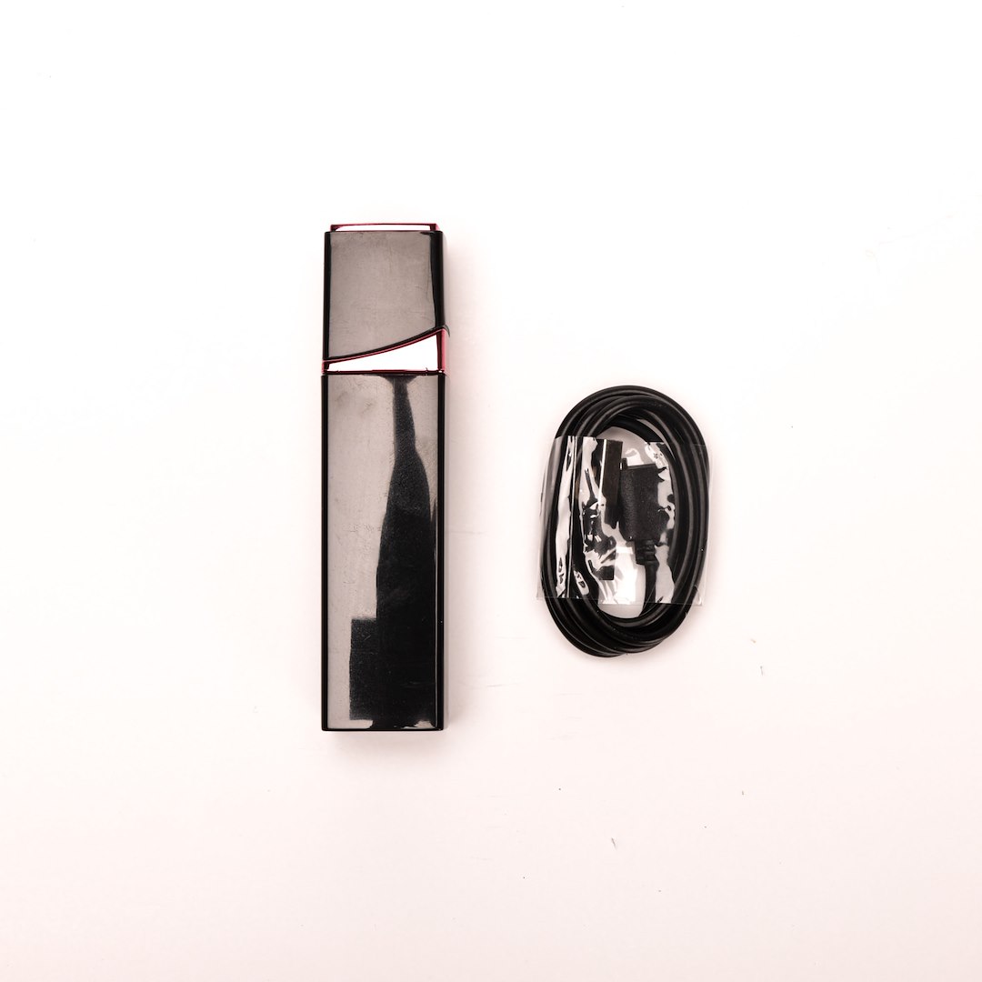 Wibrator Mini W Kształcie Szminki Ładowany Usb Czarny — zdjęcie 3