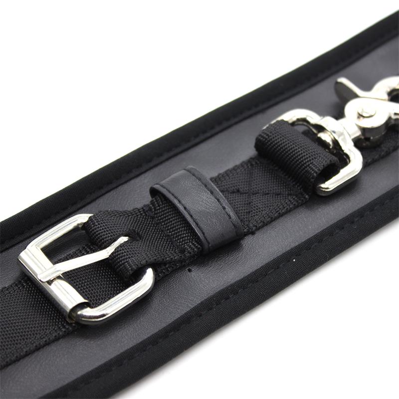 Leather Handcuffs with Big Hoops Black — zdjęcie 4