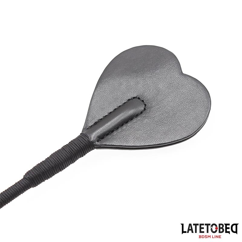 Whip with Heart Shape Black 60cm — zdjęcie 4