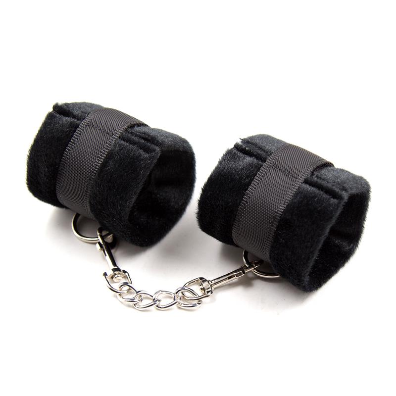 Handcuffs with Velcro with Long Fur Black — zdjęcie 7