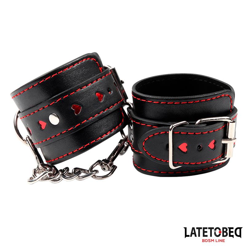 LATETOBED BDSM LINE - Ankle Cuff with chain and Hearts